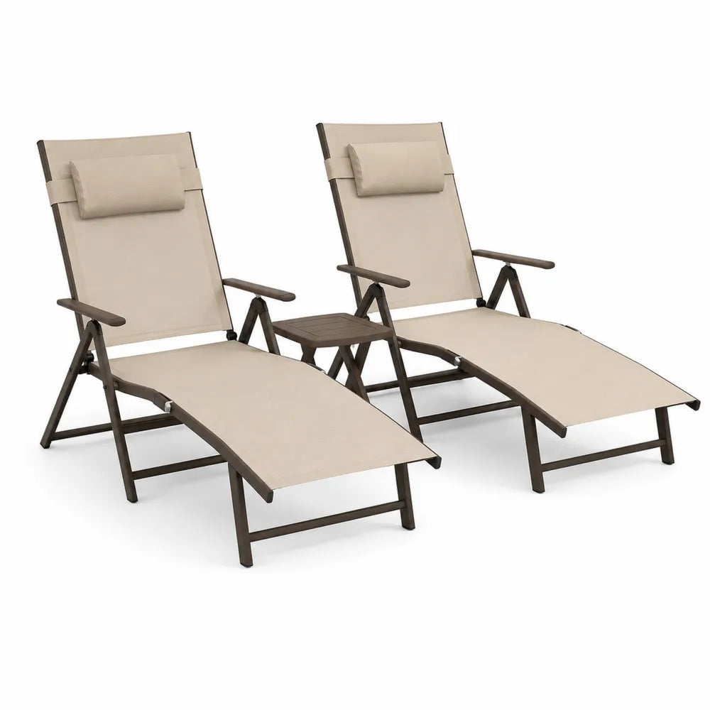 Ensemble de chaises longues en aluminium et textilène beige avec table